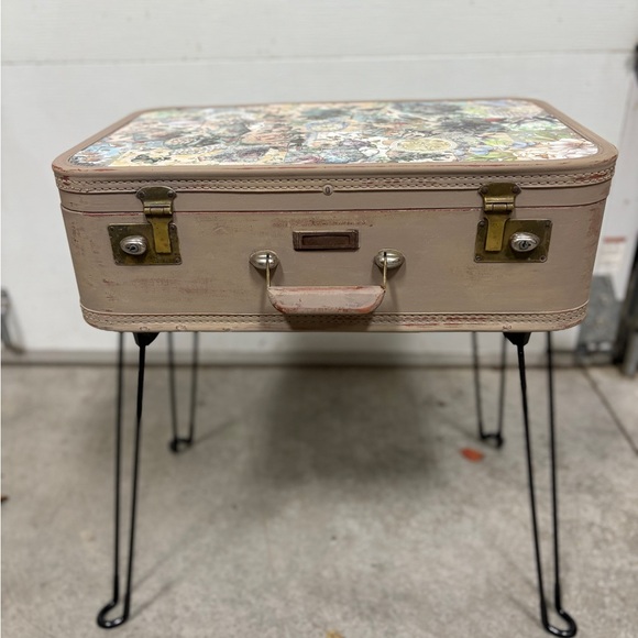 OOAK Vintage Suitcase Side Table Decoupaged Floral Top Foldable Hairpin Legs - Picture 1 of 10
